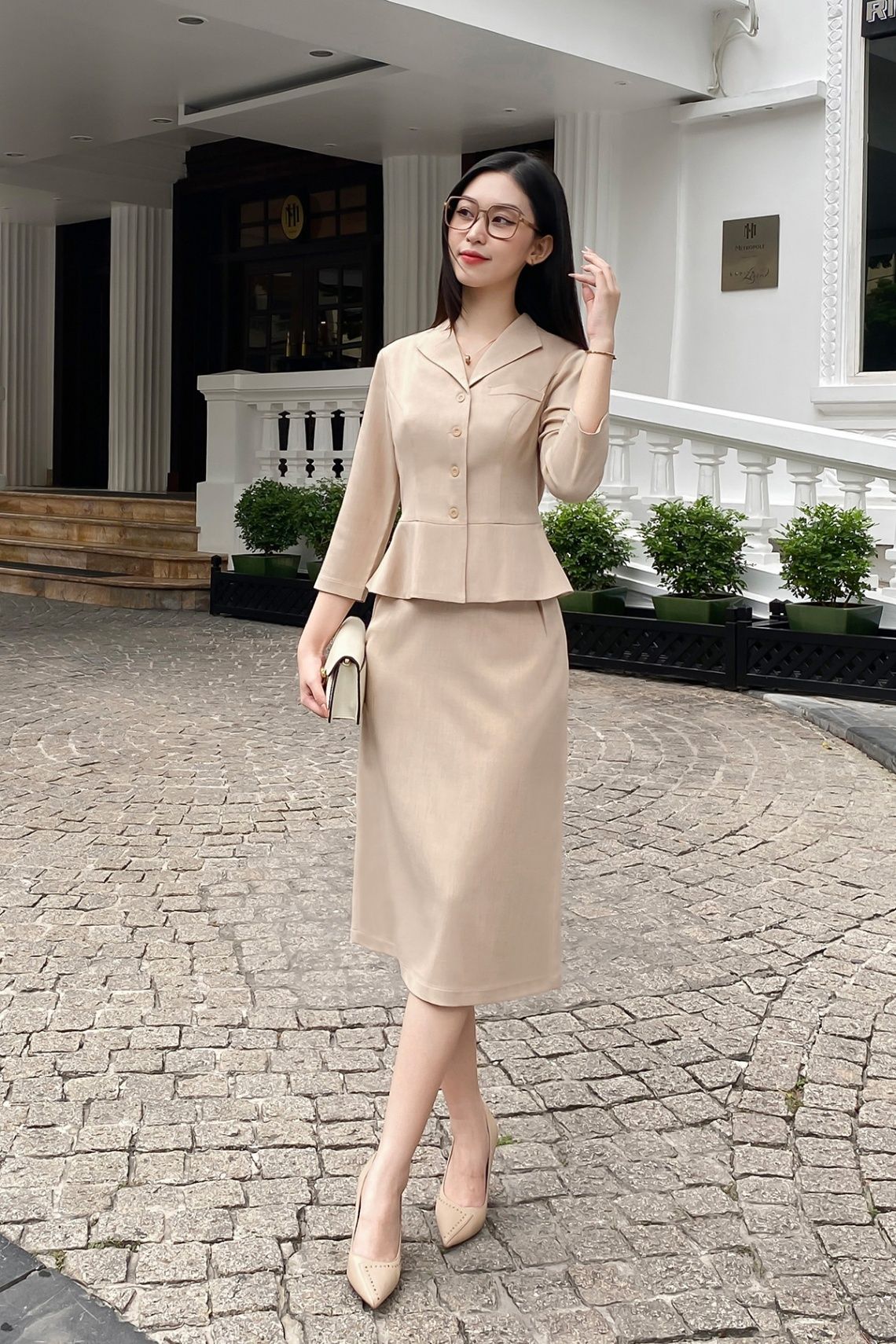 áo peplum tay lỡ cổ bẻ - O61H24Q007