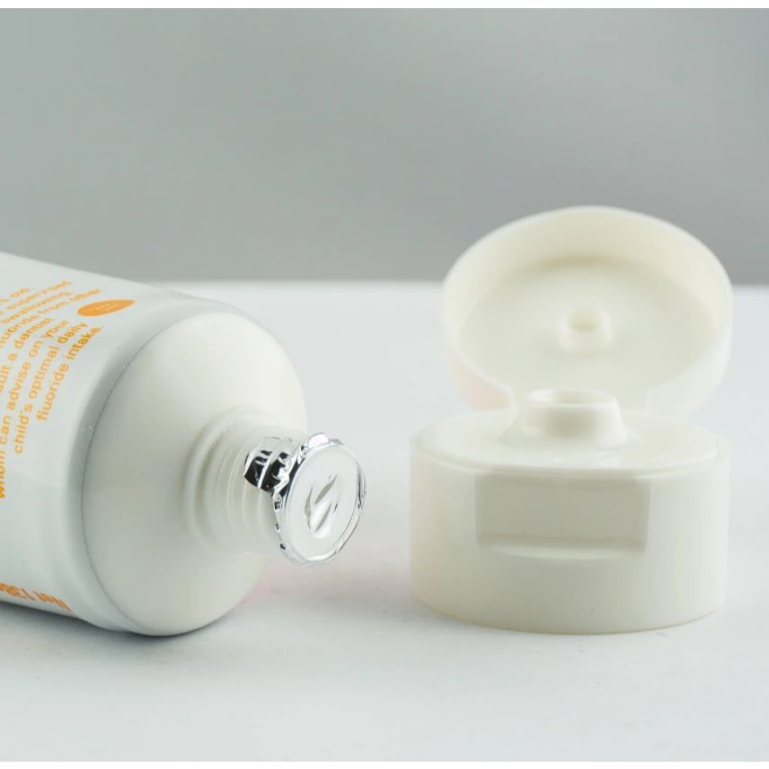 Kem Đánh Răng Ngăn Ngừa Sâu Răng Pearlie White Real Red có chứa Fluoride 138gm