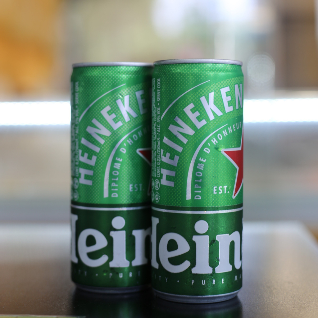 Bia Heneiken 330ml Xanh (thùng 24 lon)