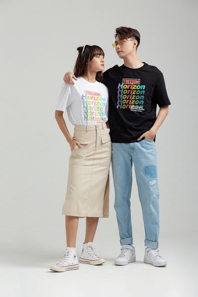 Áo Thun Nữ Relax Fit In Graphic Chuyển Màu Horizon WTS 2188