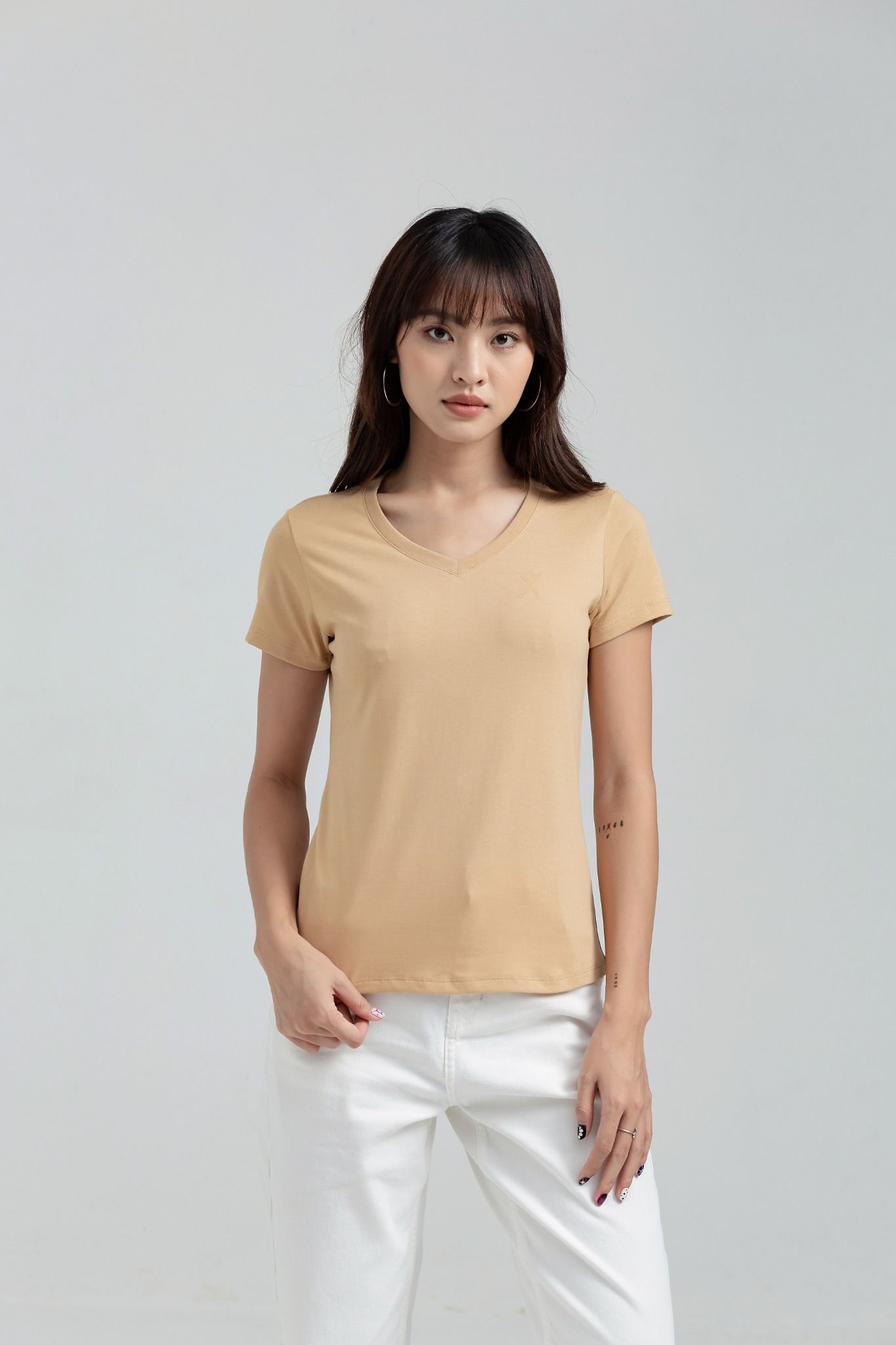 Áo thun Nữ Cổ Tim Basic In Logo X WTS 2174 -