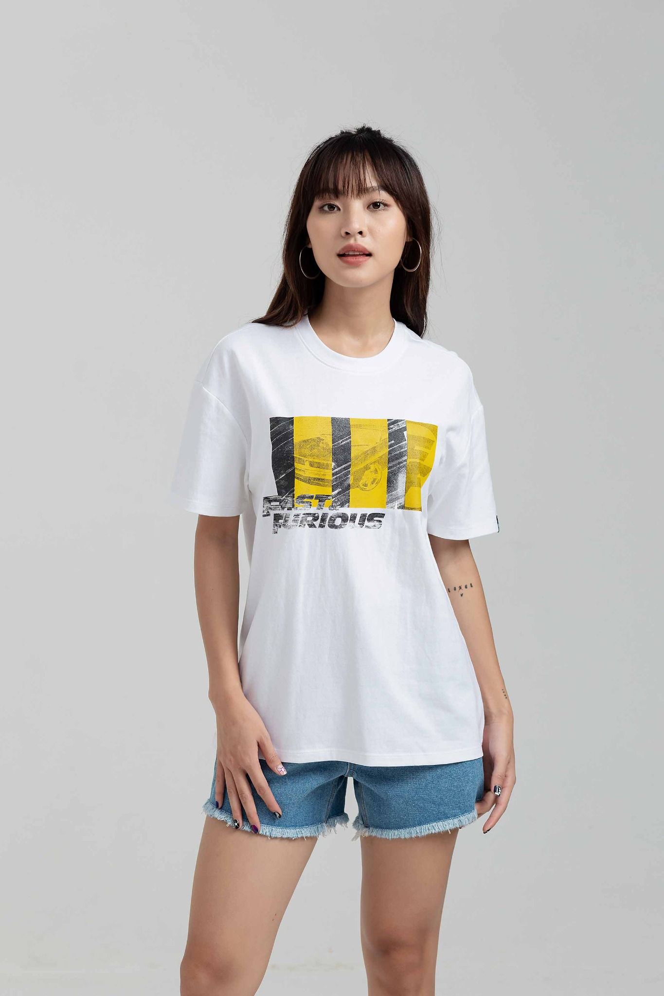 Áo Thun Nữ Relax Fit In Tram Xe Fast & Furious WTS 2184 -