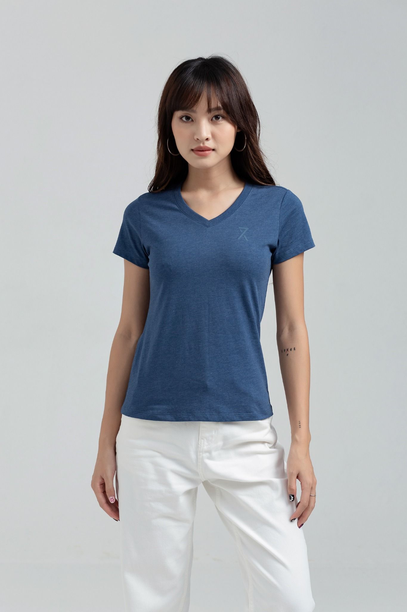 Áo thun Nữ Cổ Tim Basic In Logo X WTS 2174 -