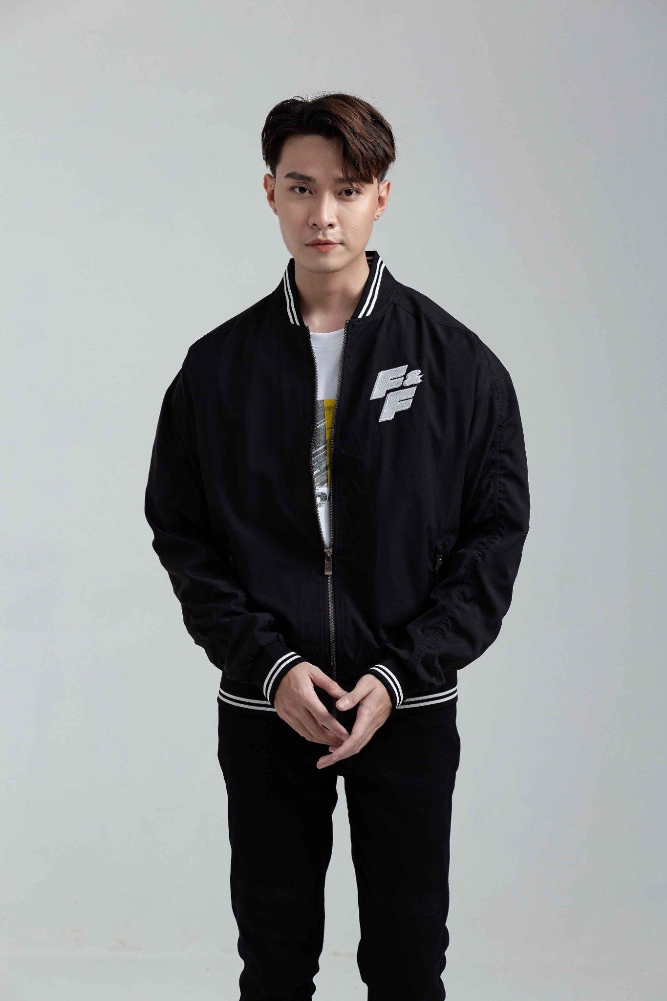 Áo Khoác Nam Bomber Dù Oversize Bo Sọc Thêu Logo FF MOP 1027 -