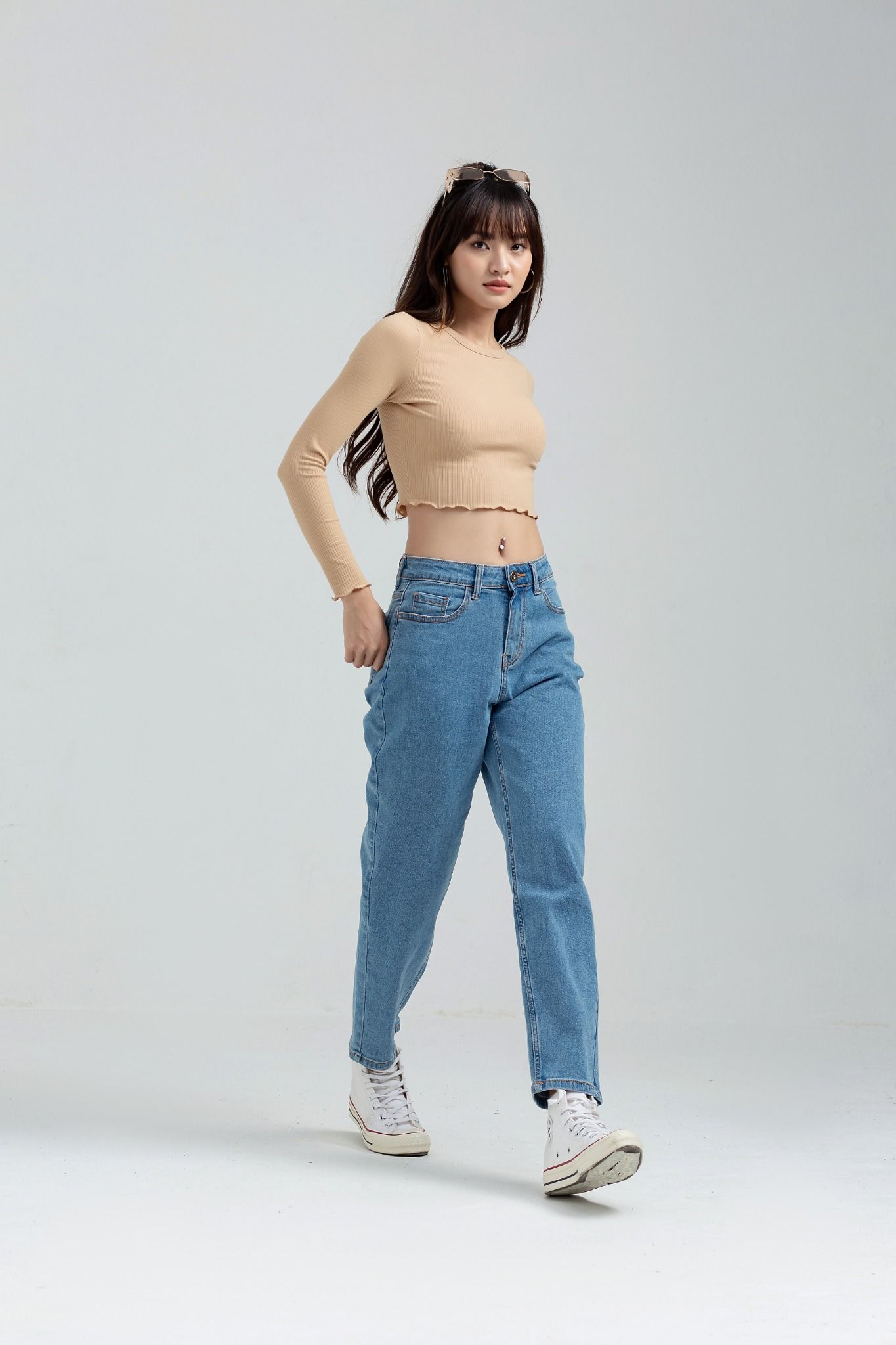 Áo thun Nữ Kiểu Tay Dài Croptop Cuốn Biên Lai WTS 2170
