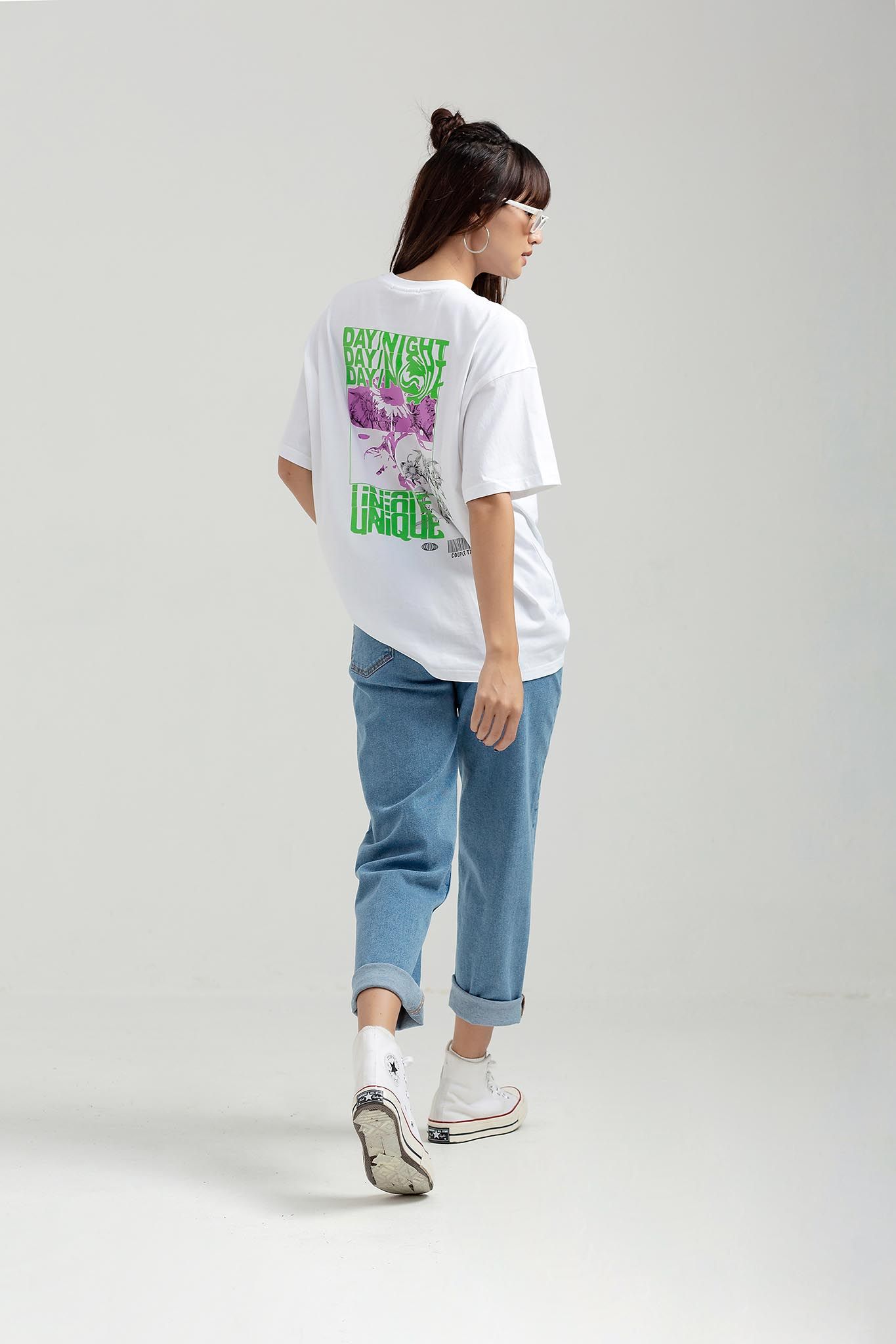 Áo Thun Nữ Oversize In Be Unique WTS 2187 -