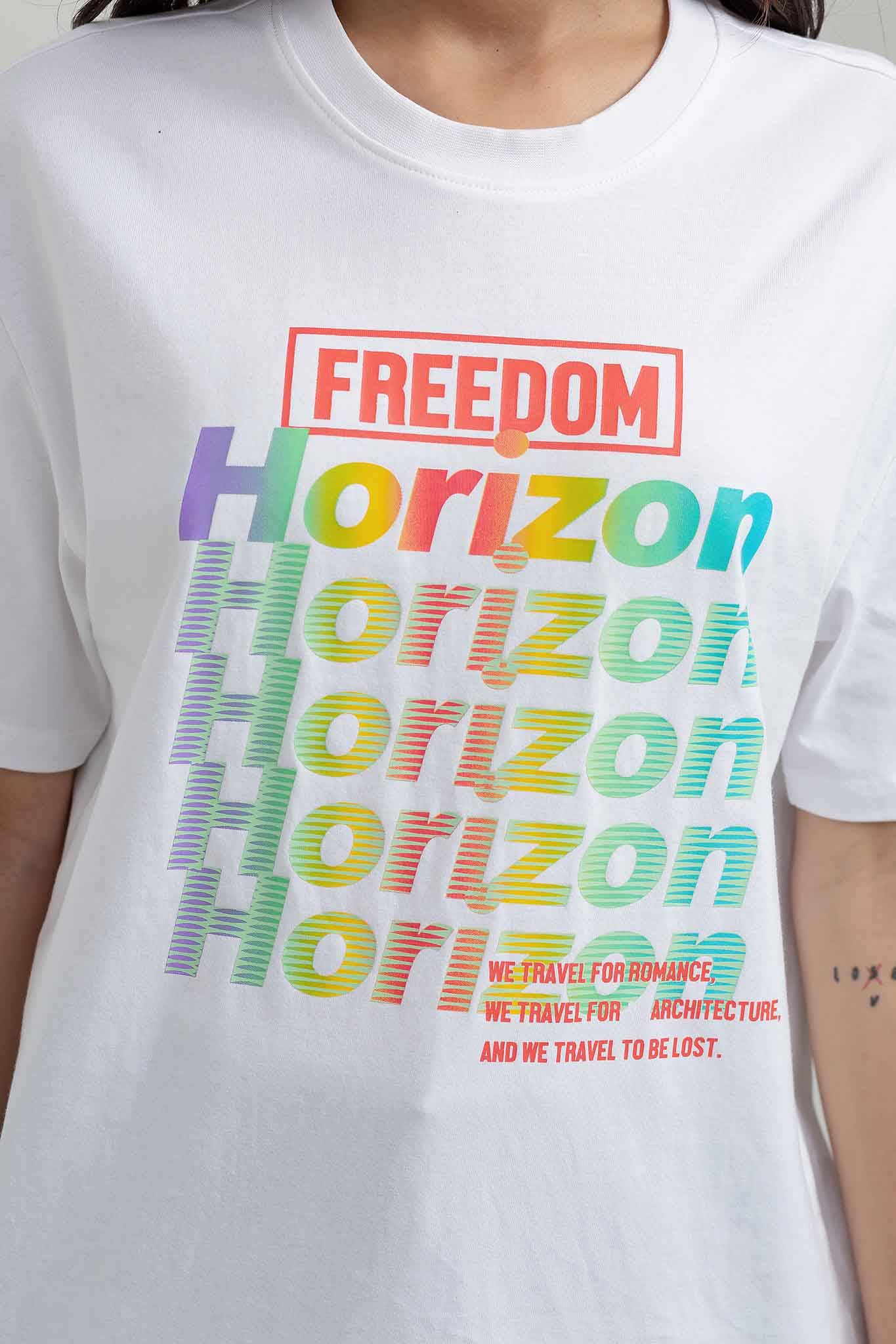 Áo Thun Nữ Relax Fit In Graphic Chuyển Màu Horizon WTS 2188 -