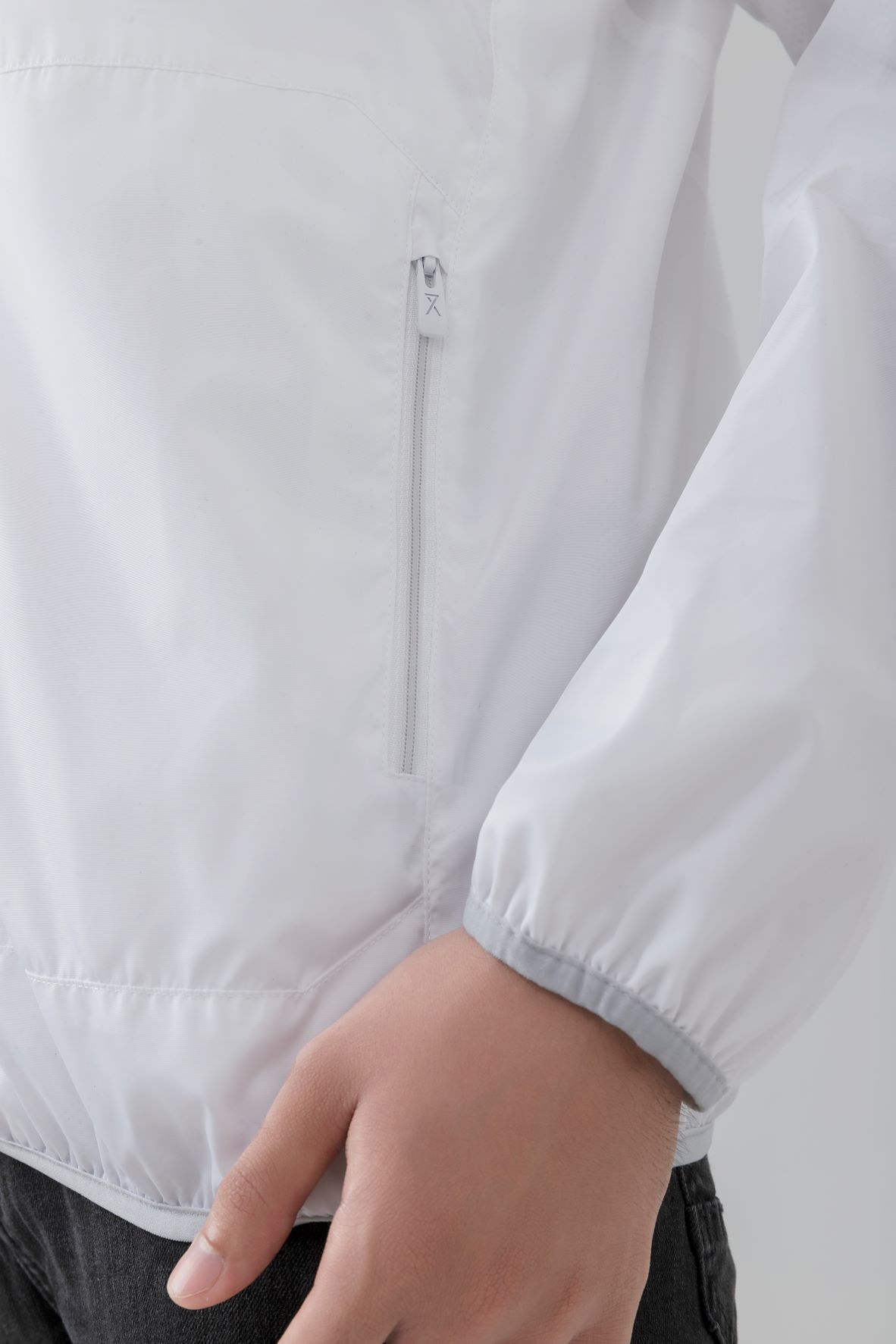 Áo Khoác Dù Nam Basic Phối Dây Kéo Màu MOP 1021 -