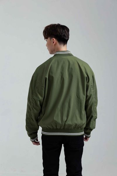 Áo Khoác Nam Bomber Dù Oversize Bo Sọc Thêu Logo FF MOP 1027