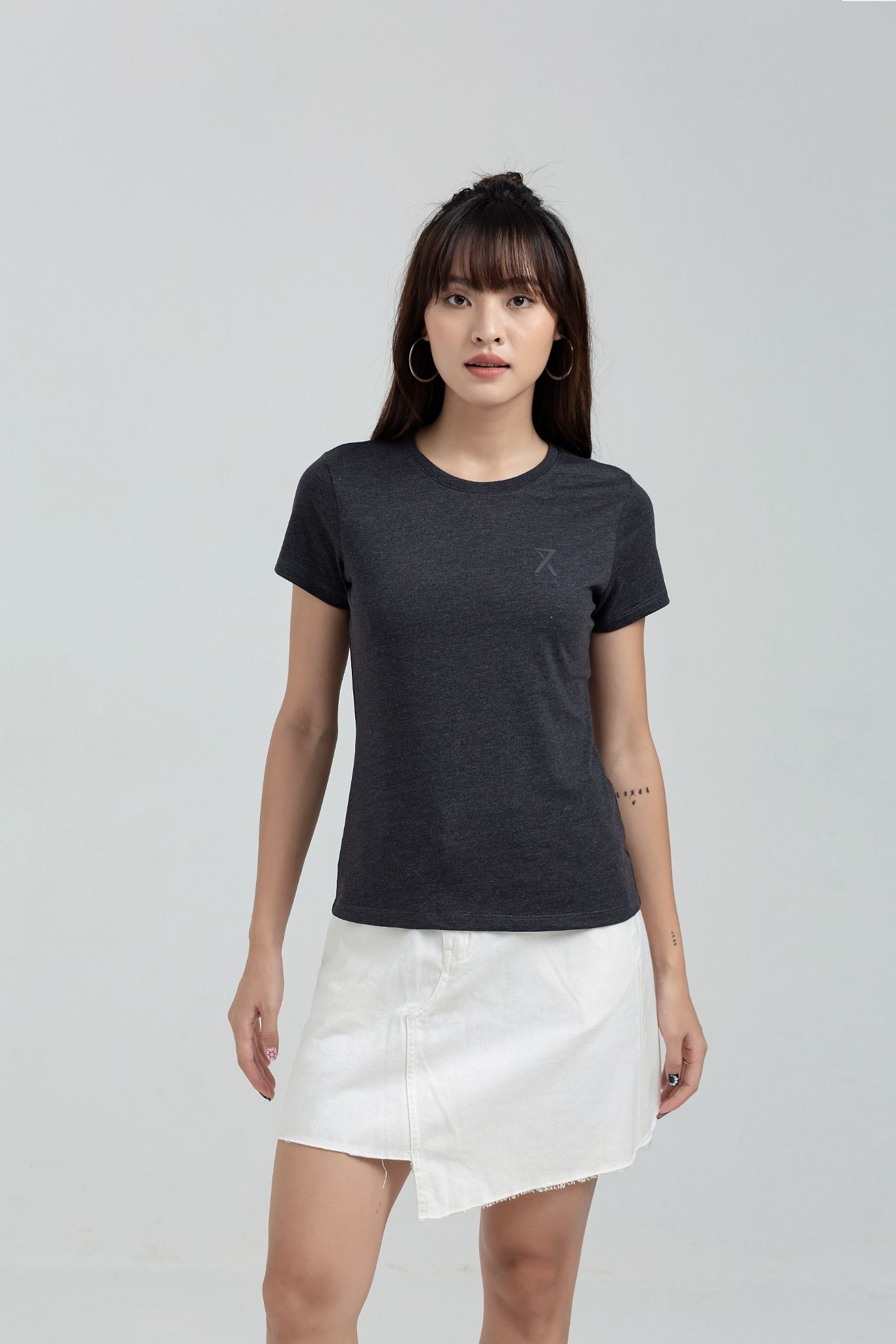 Áo Thun Slim Fit Cổ Tròn In Logo X WTS 2175 -