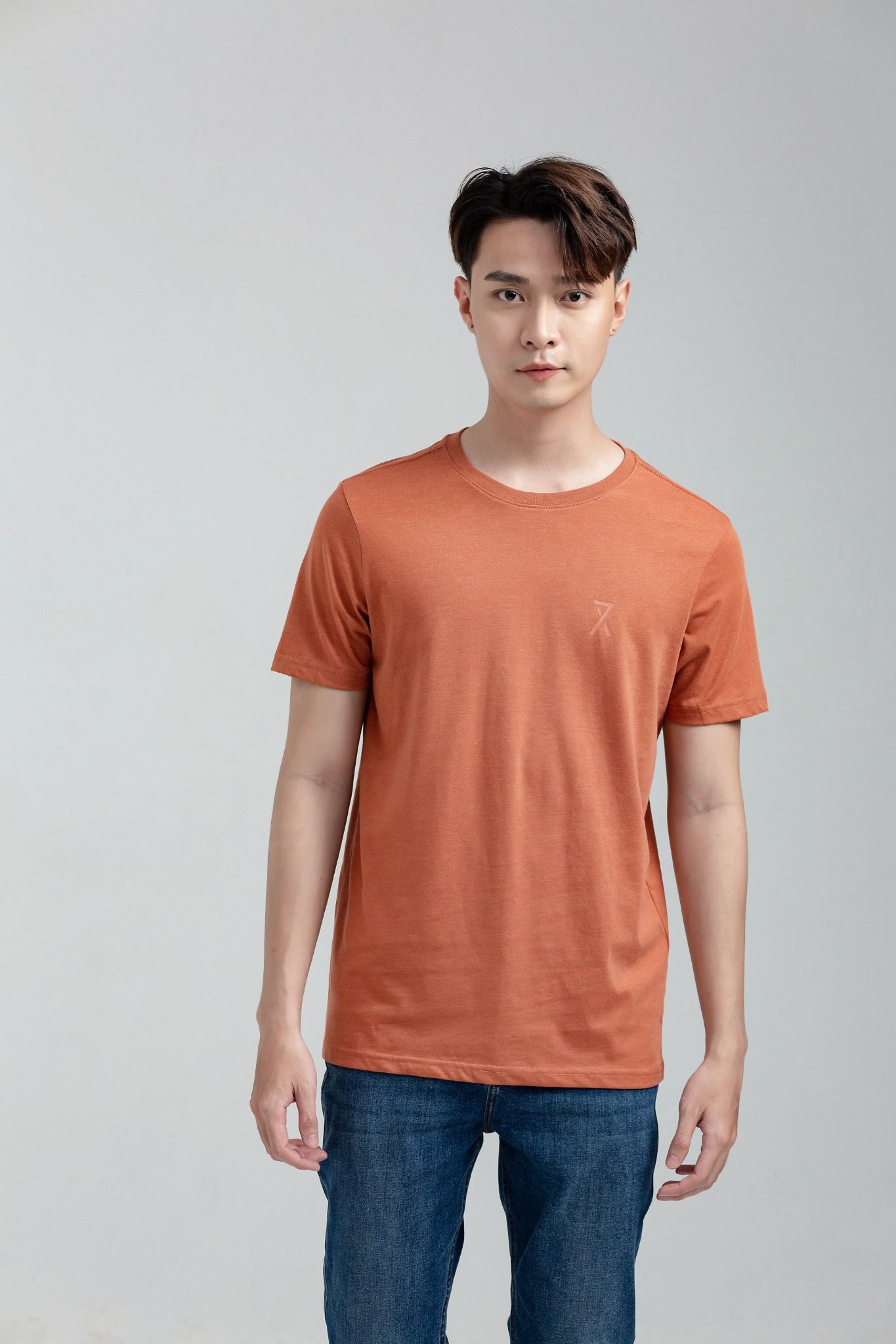 Áo Thun Slim Fit Cổ Tròn In Logo X MTS 1168 -