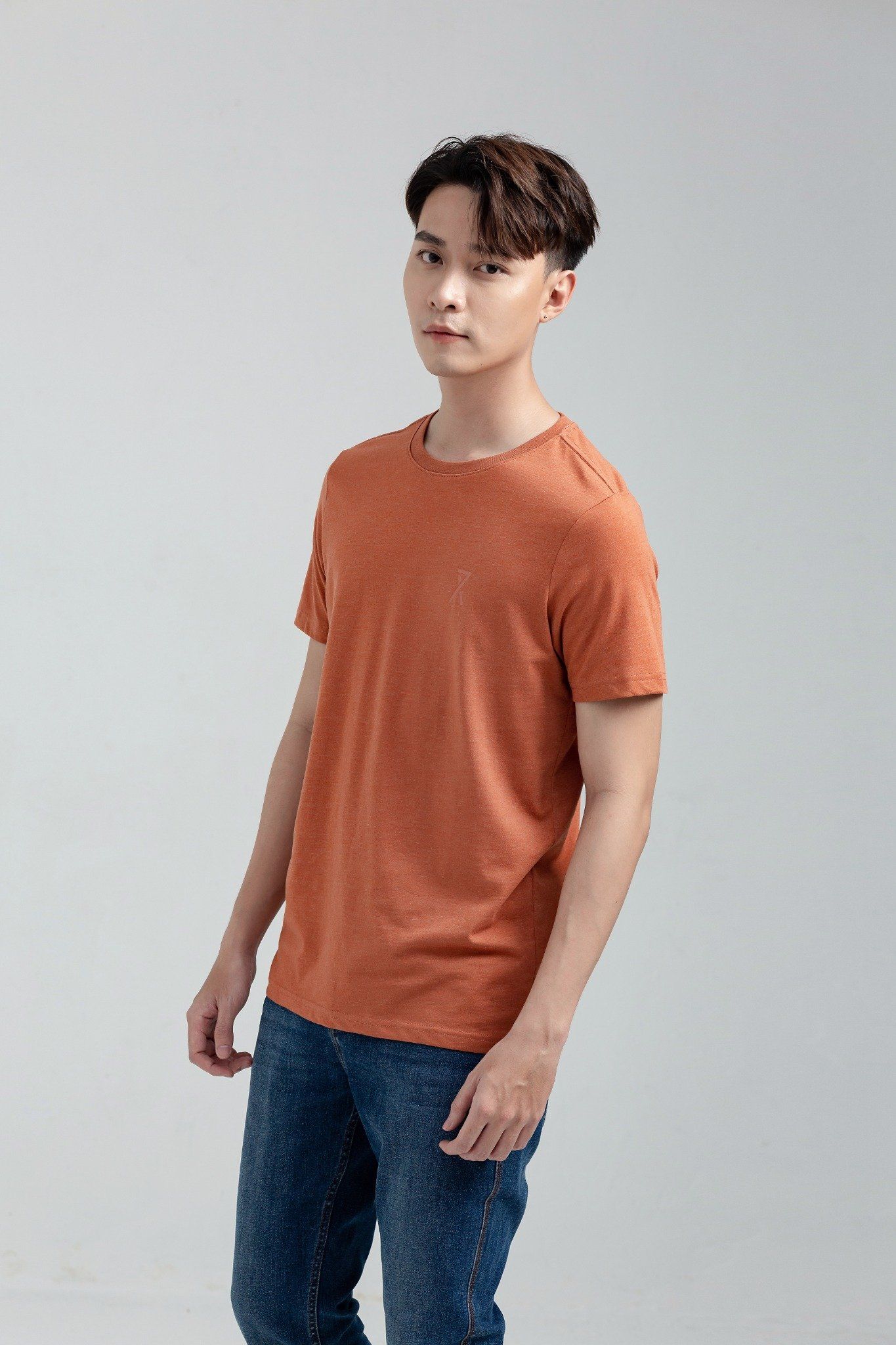 Áo Thun Slim Fit Cổ Tròn In Logo X MTS 1168 -