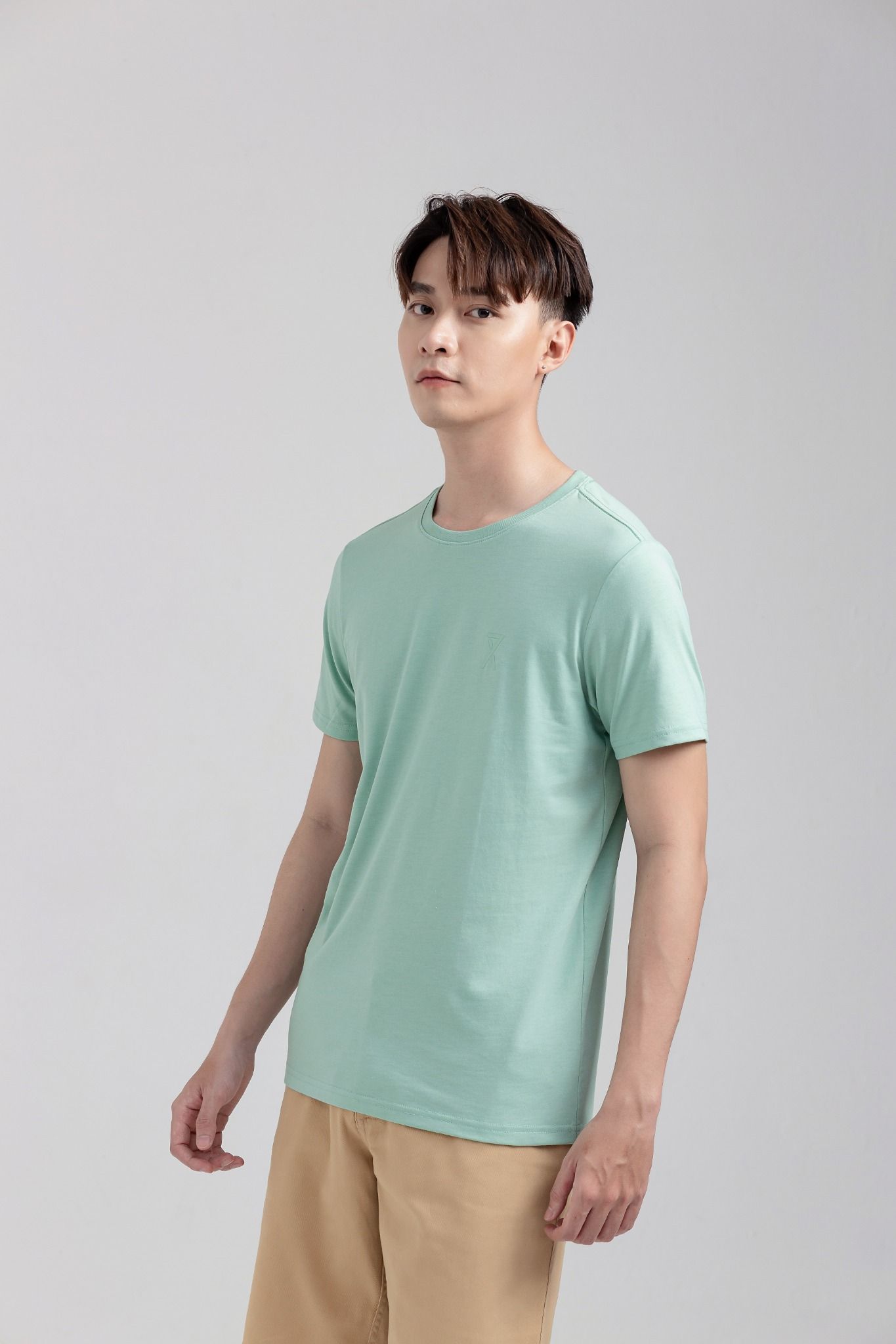 Áo Thun Slim Fit Cổ Tròn In Logo X MTS 1168 -