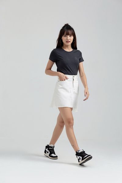 Áo Thun Slim Fit Cổ Tròn In Logo X WTS 2175