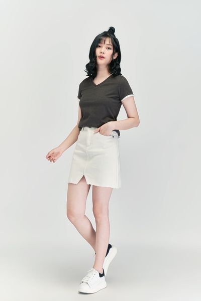 Áo Thun Nữ Basic Cổ Tim WTS 4057