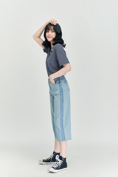Áo Thun Nữ Sọc Nhỏ Trơn WTS 4061