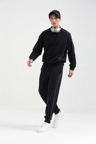 Áo Sweater Nam In Phản Quang Thân Sau MSW 1016