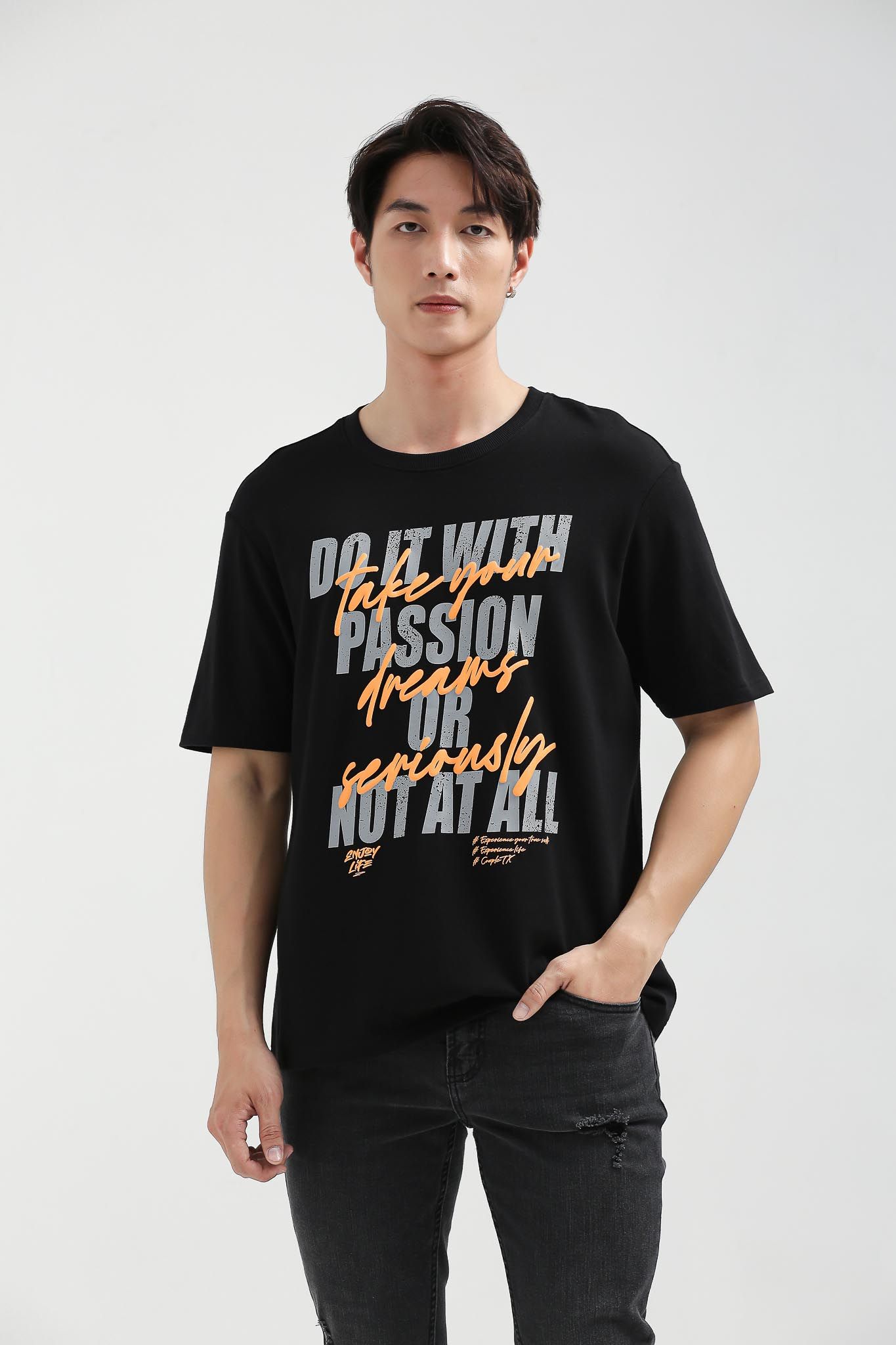 Áo Thun Nam Relax Fit In Typo Take Your Dreams Seriously MTS 1197 -