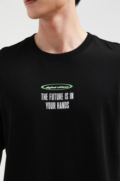 Áo Thun Nam Relax Fit In Typo The Future Is In Your Hands MTS 1200