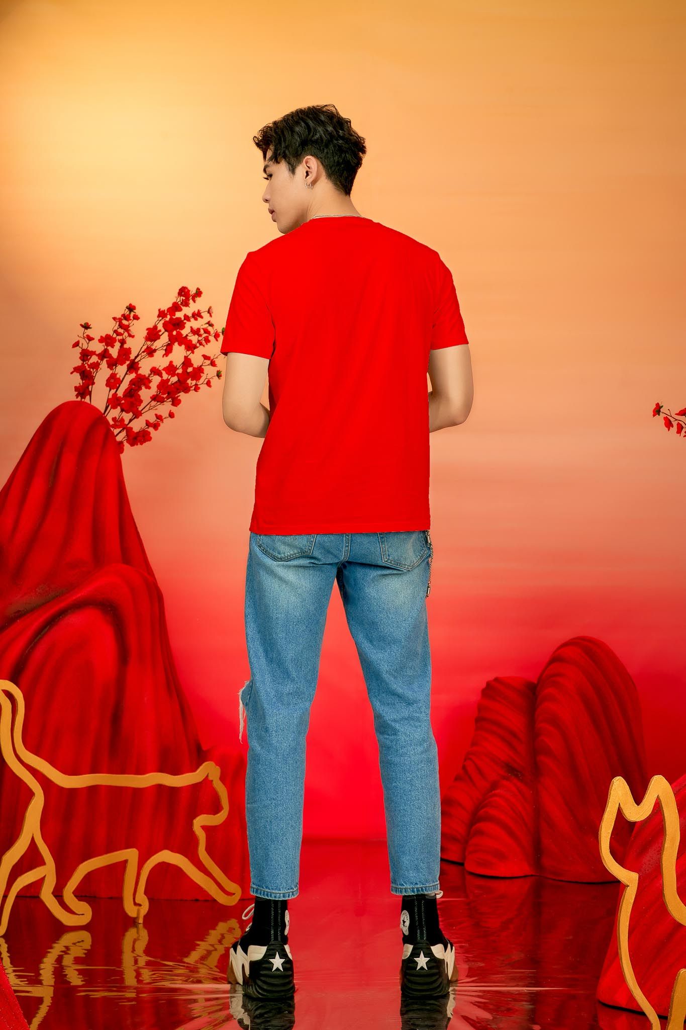 Áo Thun Nam Regular Fit In Mèo Thần Tài MTS 1233 -