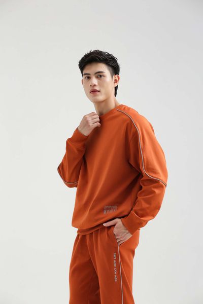 Áo Sweater Nam In Phản Quang Thân Sau MSW 1016