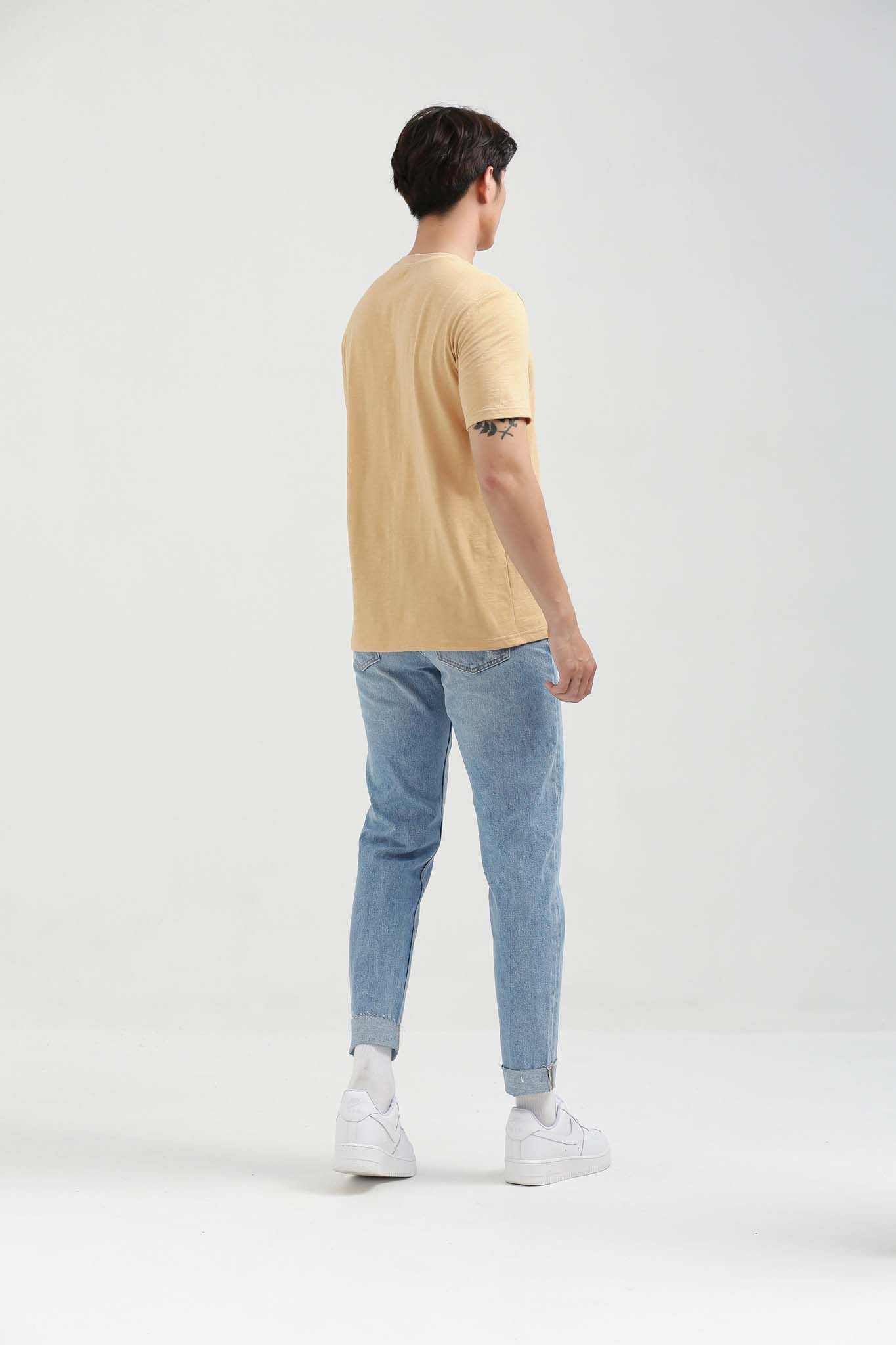 Áo Thun Nam Regular Fit In Typo Ngực MTS 1199 - Áo Thun Nam Regular Fit In Typo Ngực MTS 1199