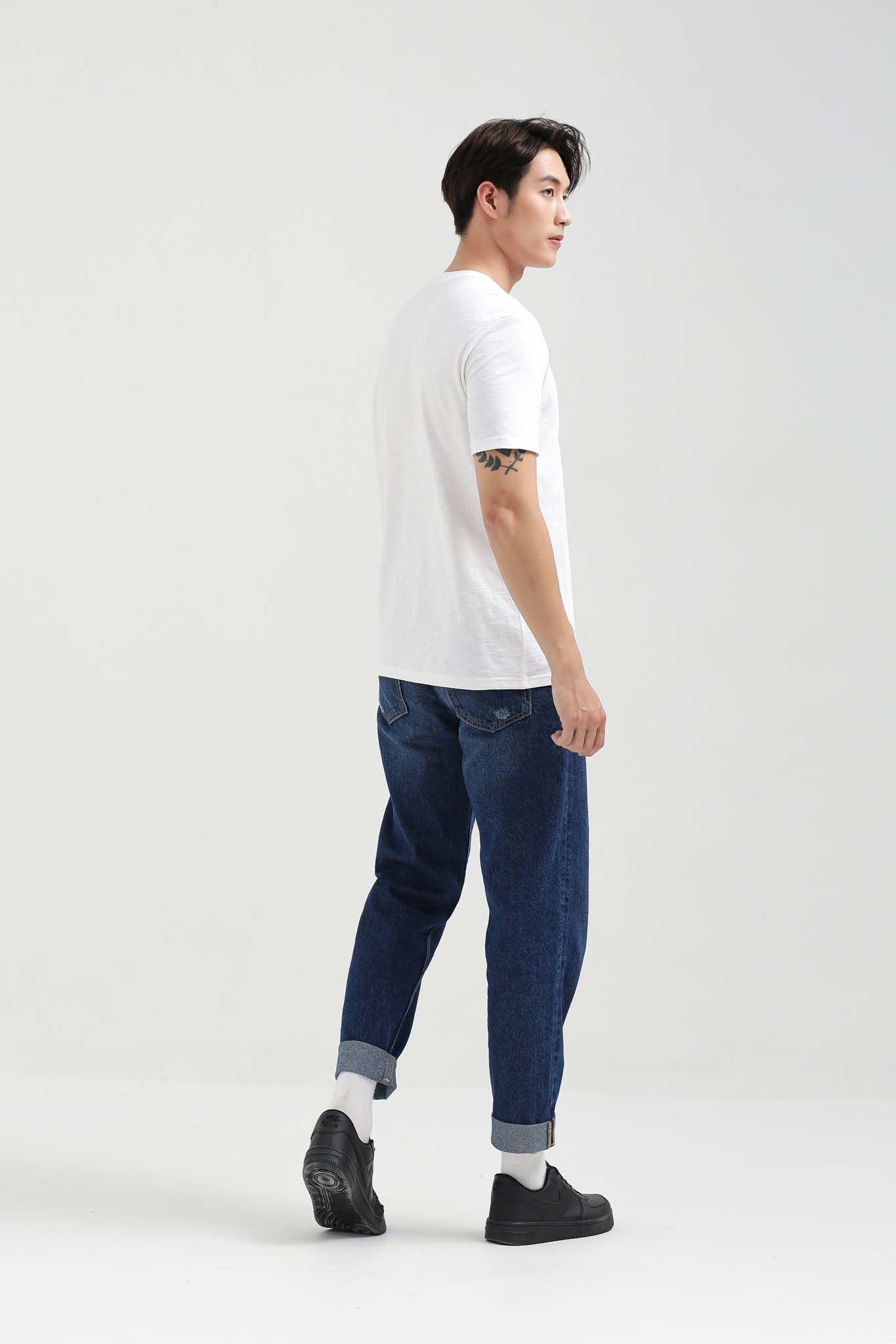 Áo Thun Nam Regular Fit In Typo Ngực MTS 1199 - Áo Thun Nam Regular Fit In Typo Ngực MTS 1199