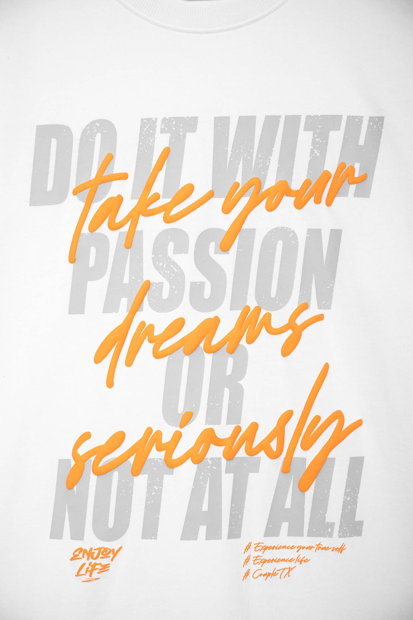 Áo Thun Nam Relax Fit In Typo Take Your Dreams Seriously MTS 1197 -