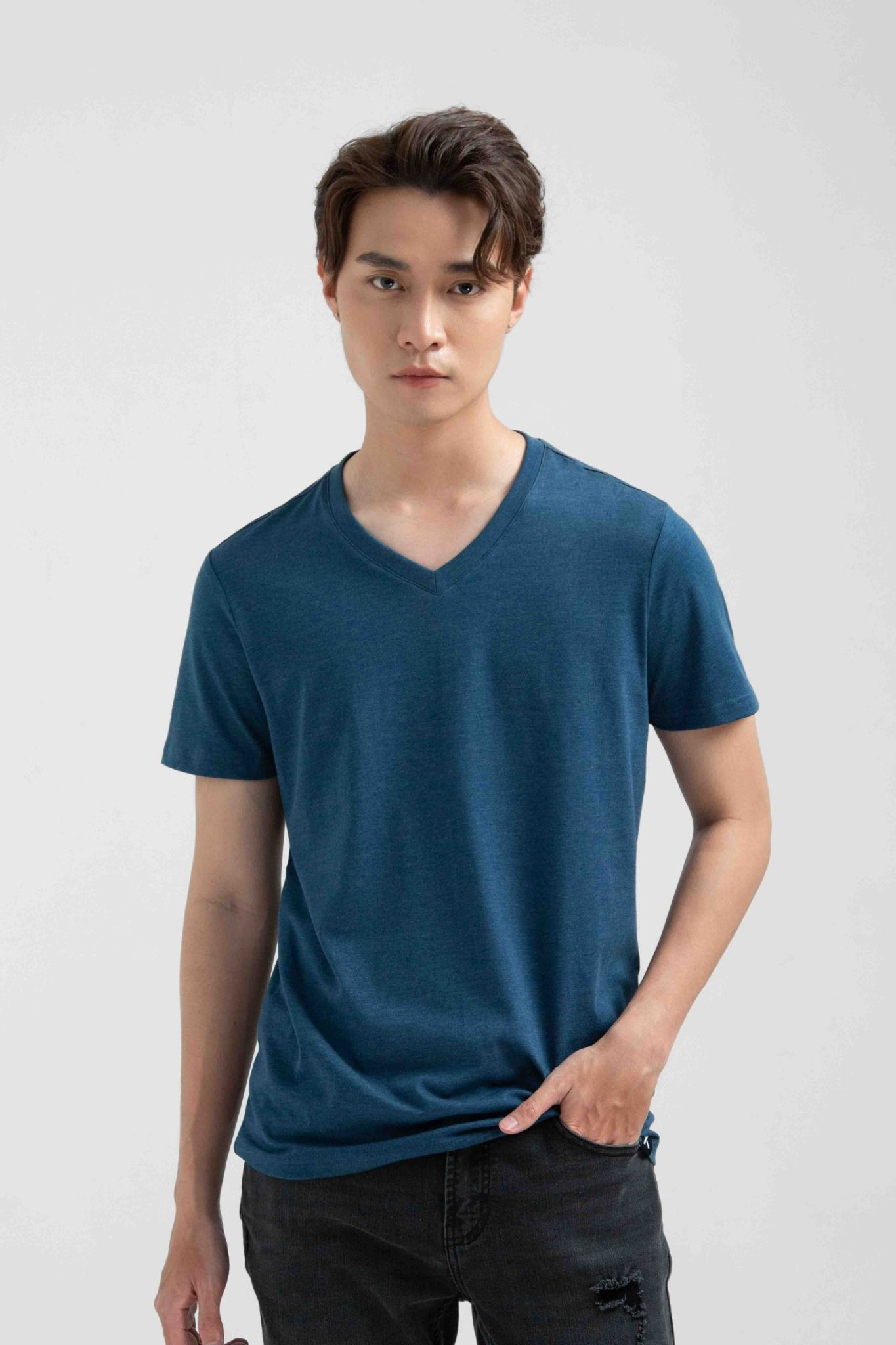 Áo Thun Nam Cổ Tim Slim Fit Basic MTS 1230 -