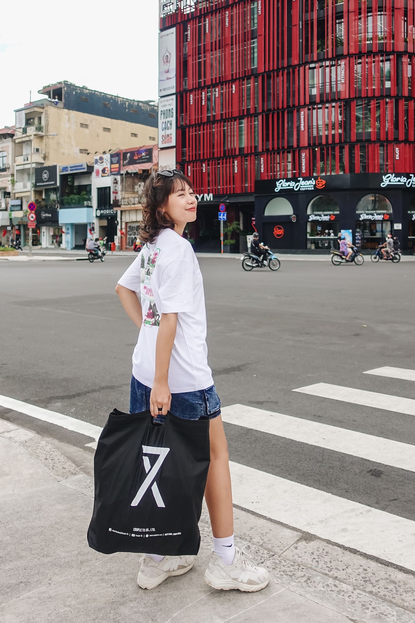 Áo Thun Nữ Graphic Trải Nghiệm Khám Phá WTS 2185 - mix