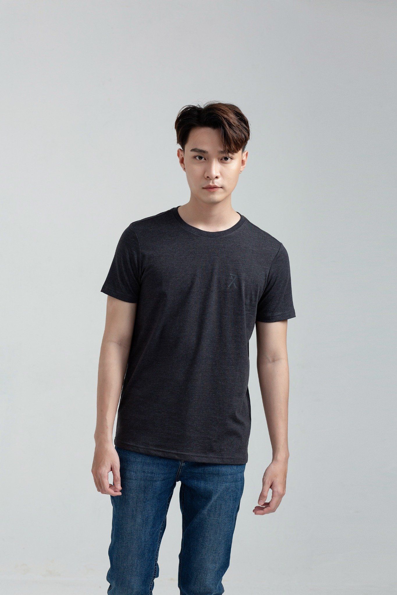 Áo Thun Slim Fit Cổ Tròn In Logo X MTS 1168 -