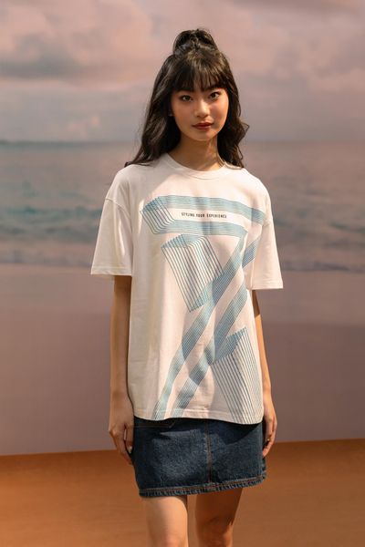 Áo Thun Nữ In Graphic Logo X Chuyển Màu WTS 2147