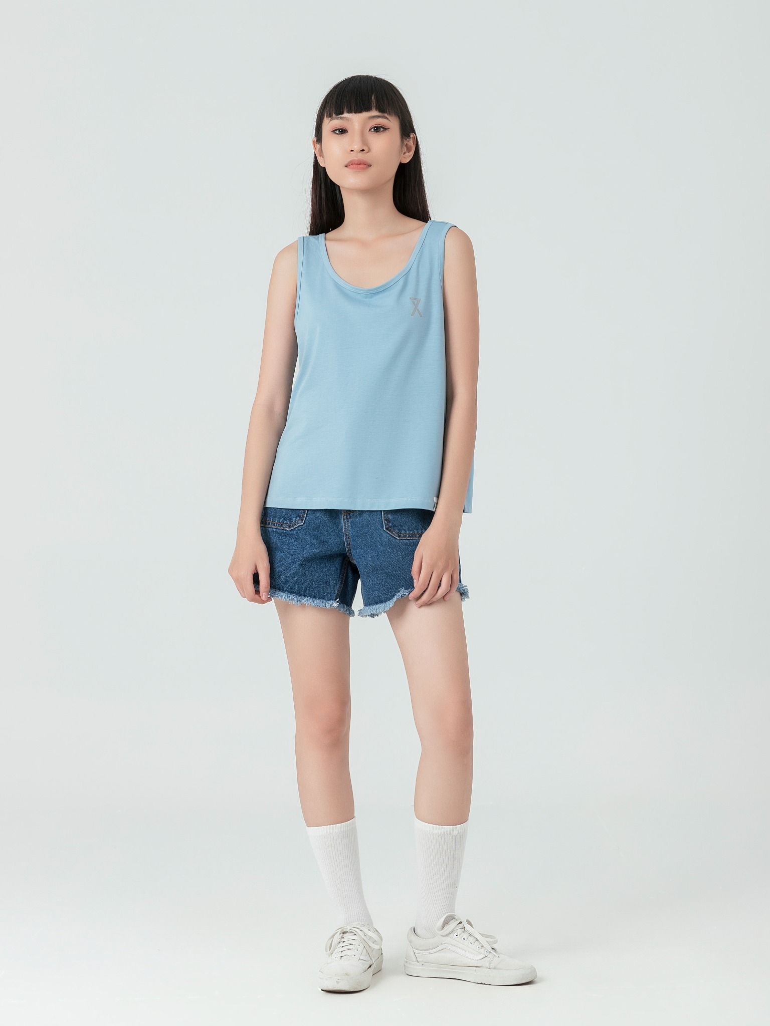Áo thun Nữ Cộc tay Tanktop Vải Airy  Thêu logo WTS 2162