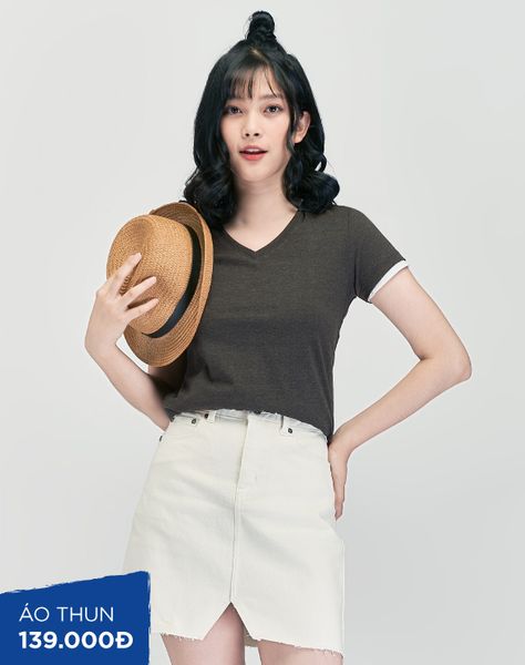 Áo Thun Nữ Basic Cổ Tim WTS 4057