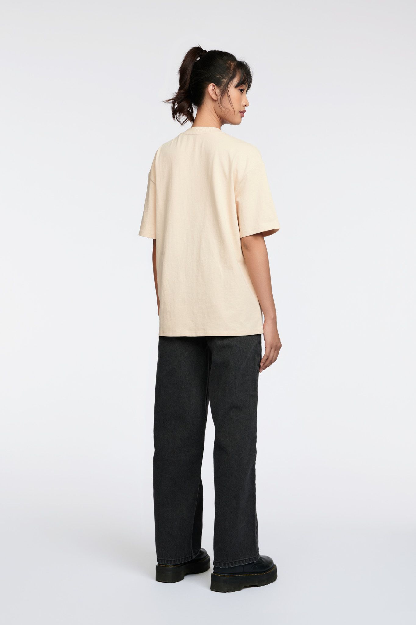 Áo Thun Nữ Relax Fit In Be Loved WTS 2259 -