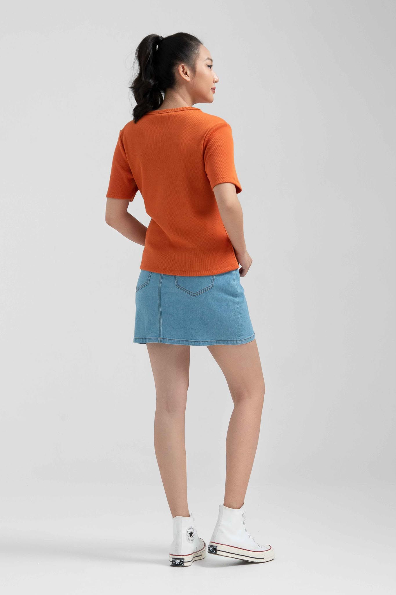 Áo Thun Gân Nữ Slim Fit Tay Lửng WTS 2228 -