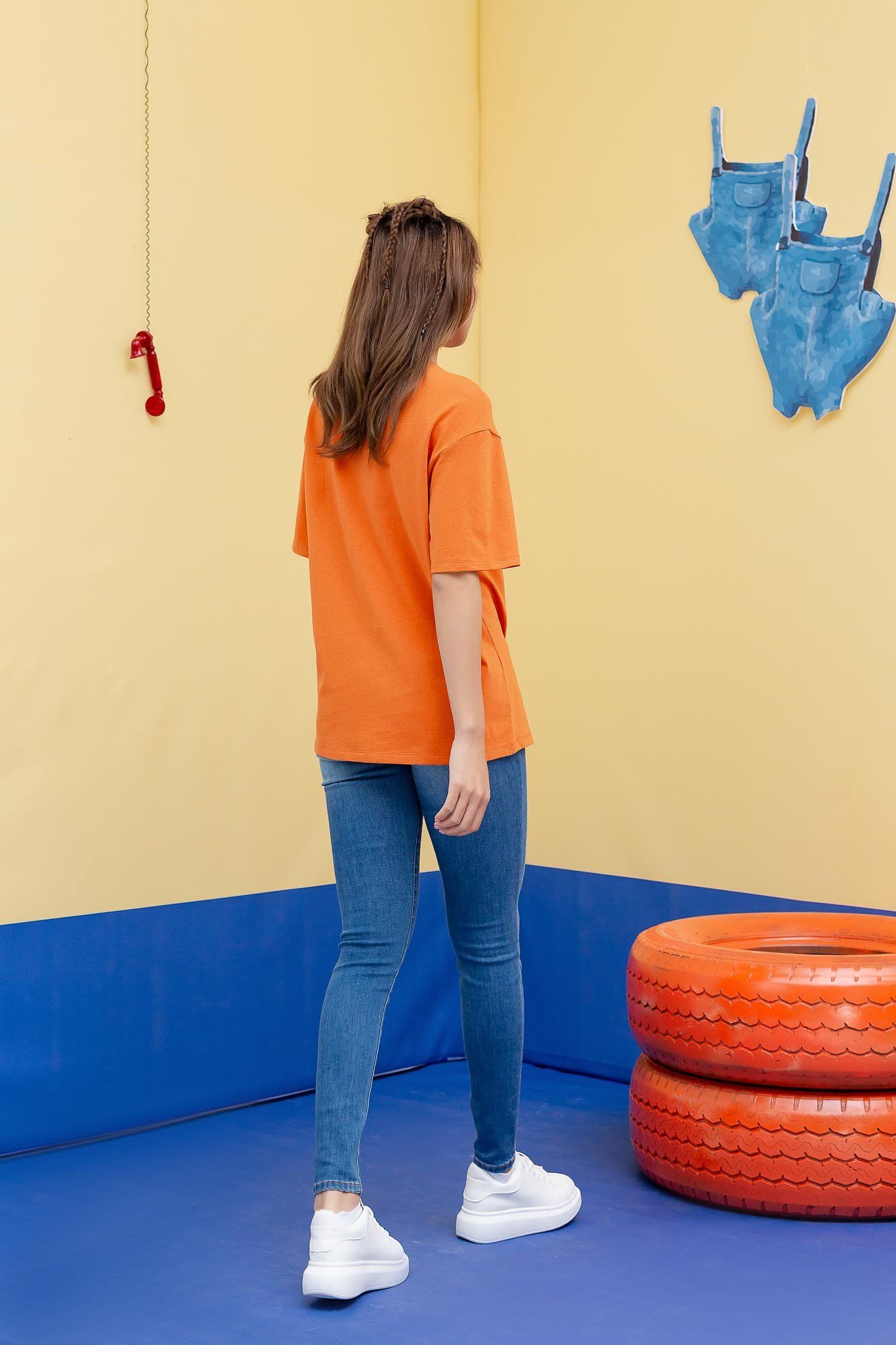 Áo Thun Nữ Relax Fit Minions In I Love Us WTS 2215 -