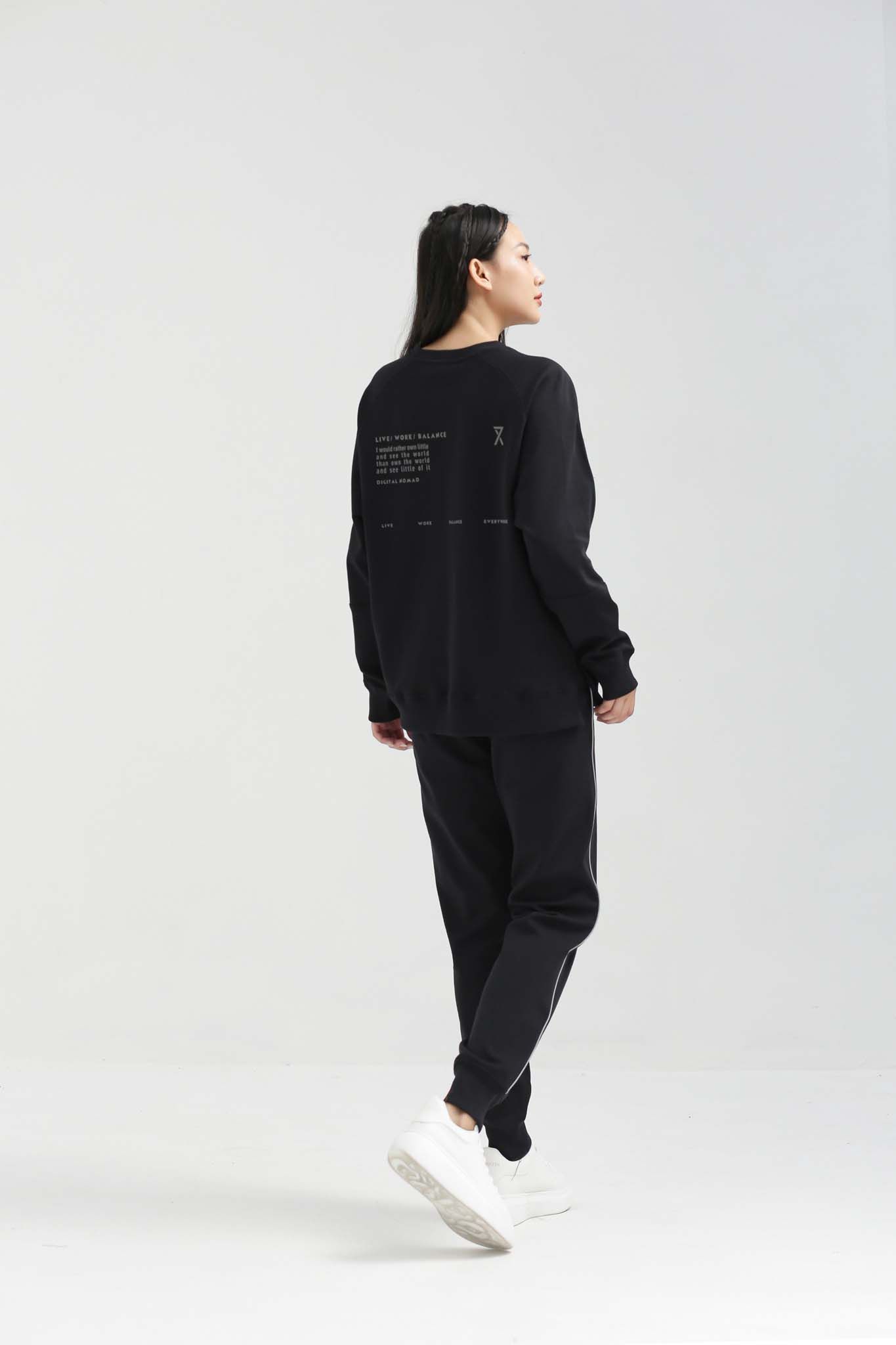 Quần Dài Nữ Jogger Phối Sọc Phản Quang WPA 2004 -