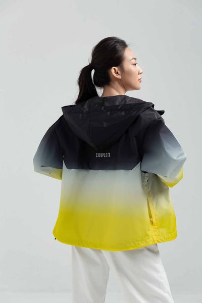 Áo Khoác Dù Nữ Trượt Nước Ombre Loang Màu WOP 2023