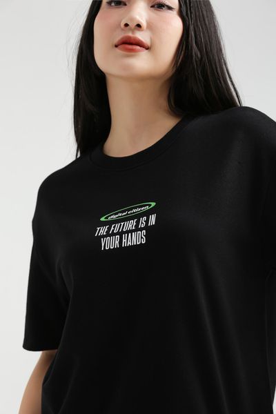 Áo Thun Nữ Relax Fit In Typo The Future Is In Your Hands WTS 2200