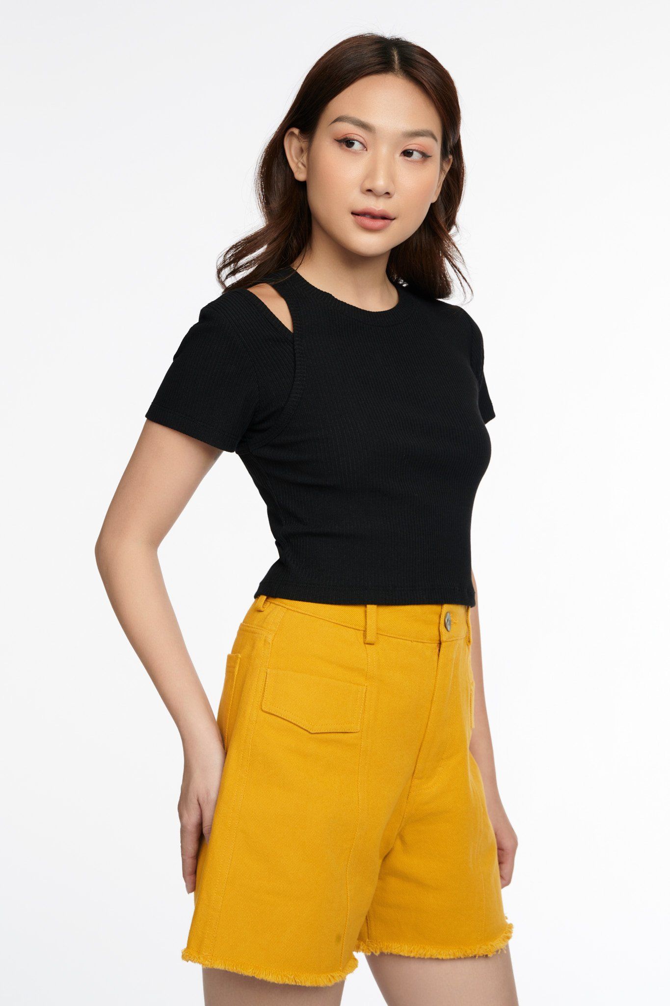 Áo Thun Nữ Gân Croptop Cutout Vai WTS 2227 -