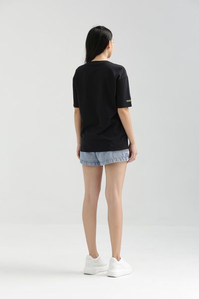 Áo Thun Nữ Relax fit in Graphics Mặt Người WTS 2194