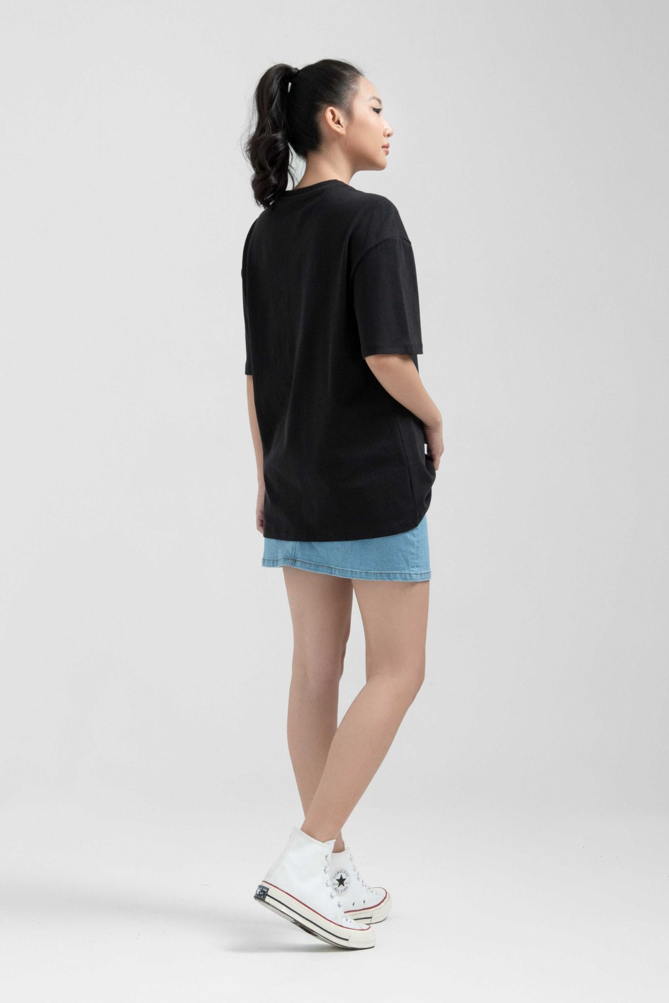 Áo Thun Nữ Relax Fit In No One's Perfect WTS 2219 -