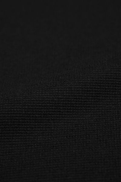 Áo Thun Nữ Relax Fit Đính Logo WTS 2201