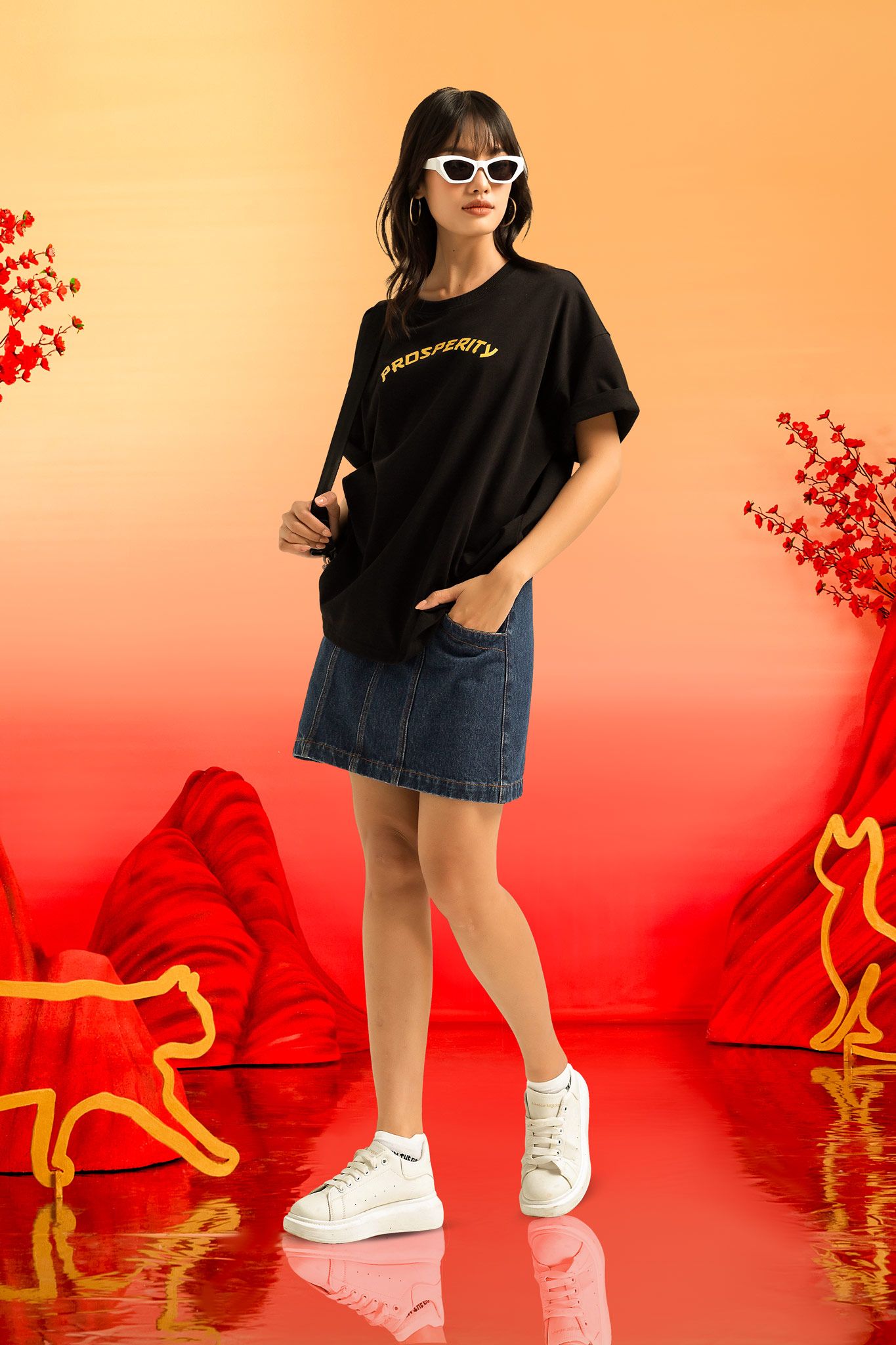 Áo Thun Nữ Oversize In Màu Mèo May Mắn Thân Sau WTS 2234 -