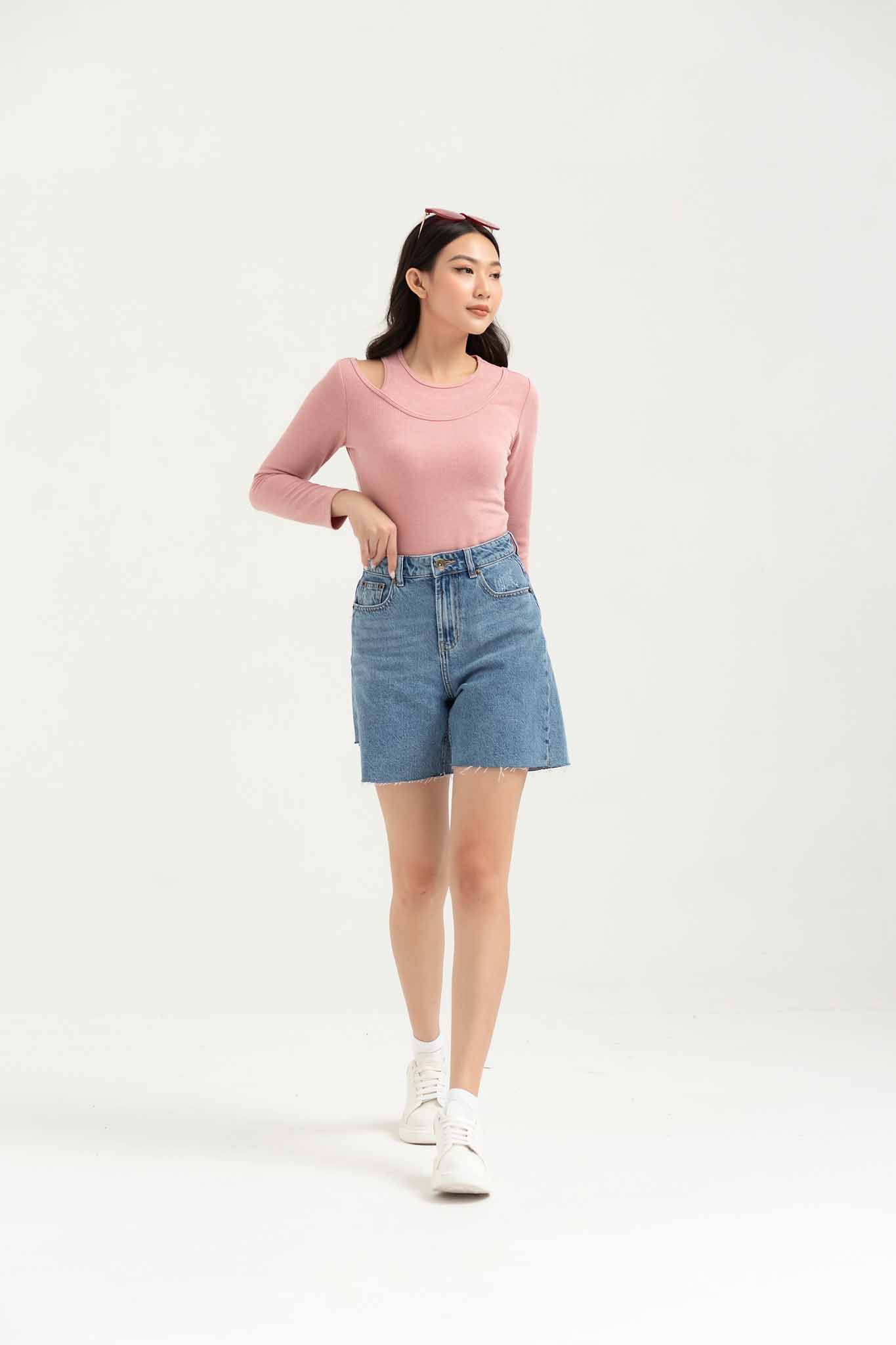 Áo thun Nữ Cutout Tay Dài WTS 2236 -