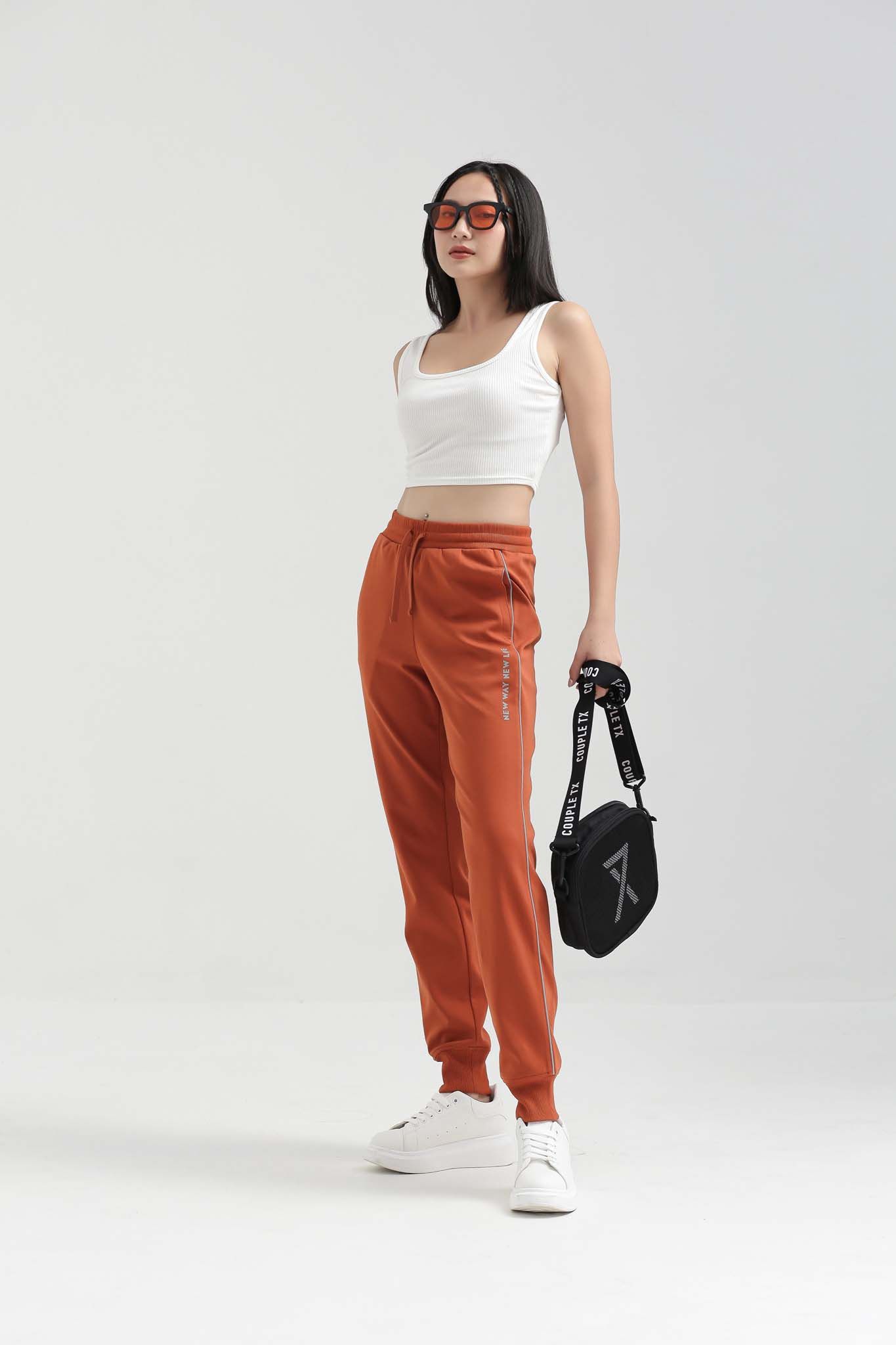Quần Dài Nữ Jogger Phối Sọc Phản Quang WPA 2004 -