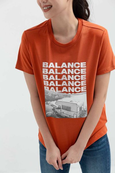 Áo Thun Nữ Regular Fit In Graphic Balance Art WTS 2193
