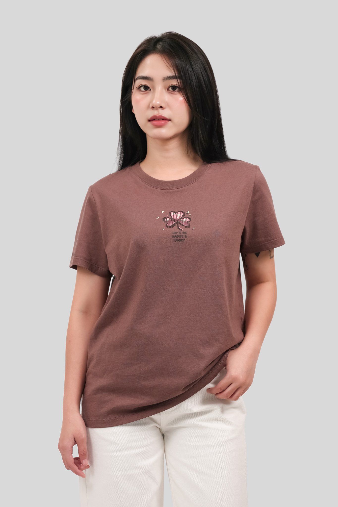 Áo Thun Nữ Lucky Clover WTS 2424
