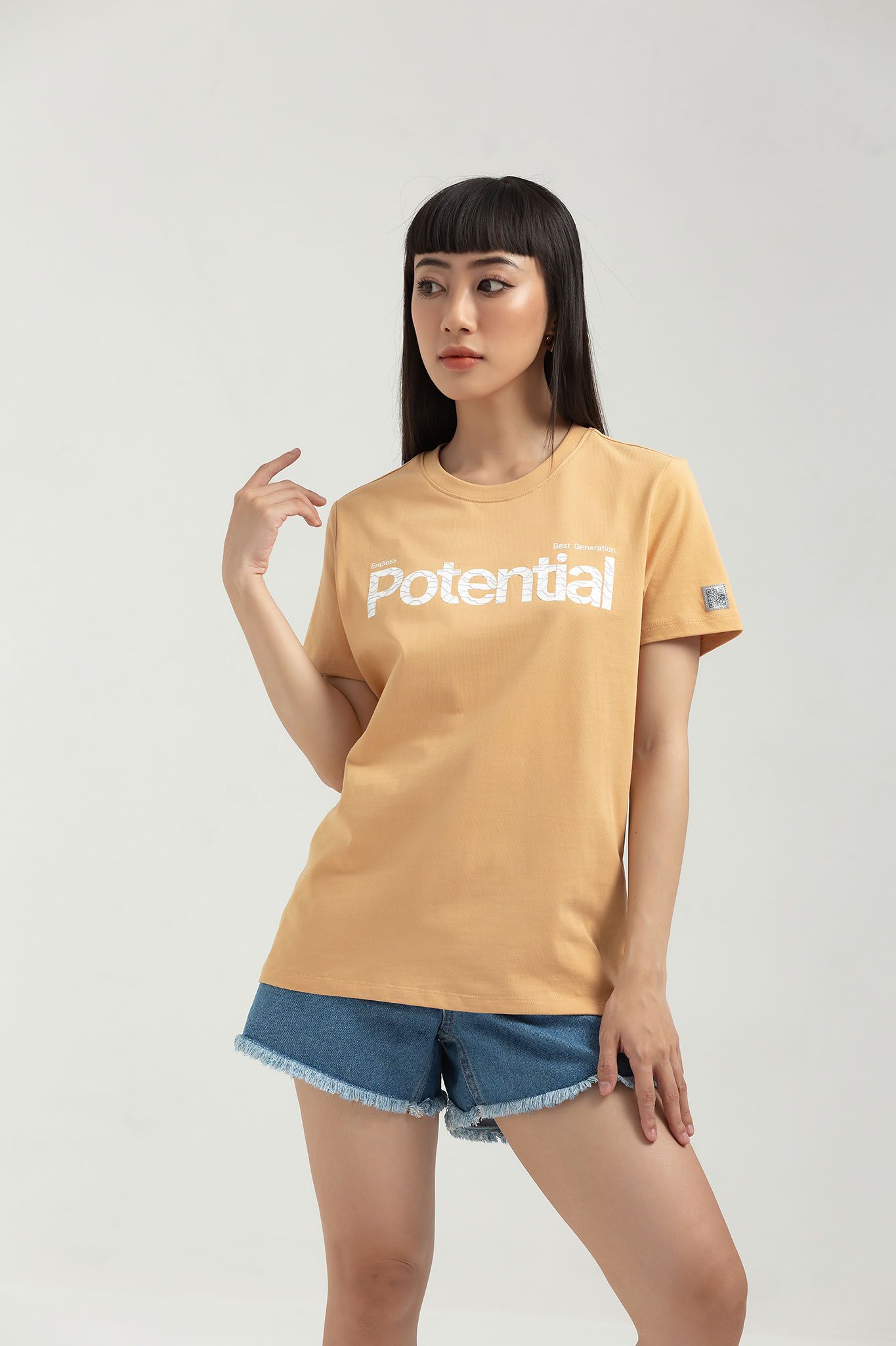 Áo Thun Nữ Regular Fit In Typo Potential WTS 2225 -